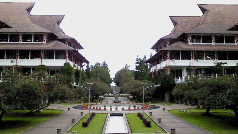 Universitas Terbaik di Kota Bandung 2024